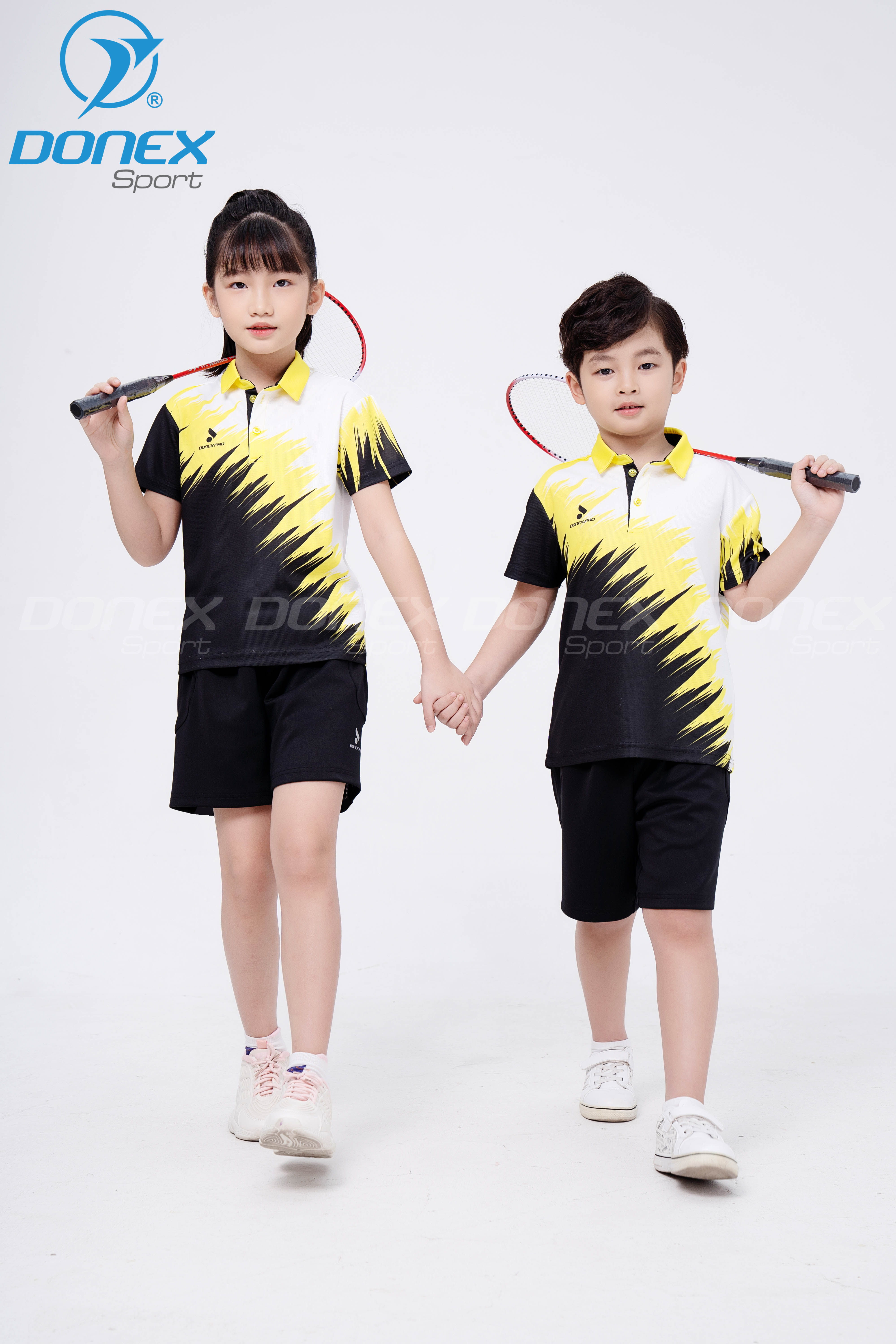 Áo thể thao trẻ em TC-1026  Đen phối vàng